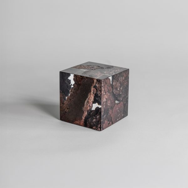 VULCANO Bookend ©alcarol 1 COVER