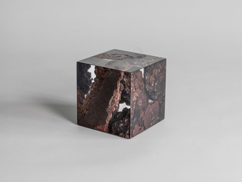 VULCANO Bookend ©alcarol 1 COVER