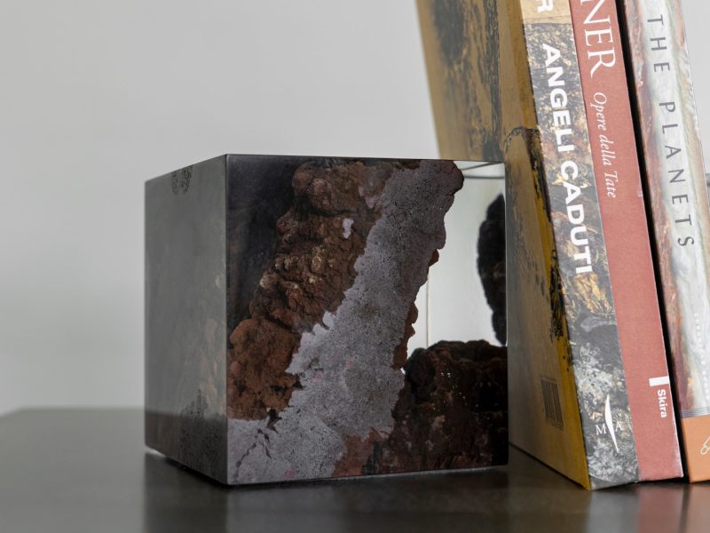 VULCANO Bookend ©alcarol 16