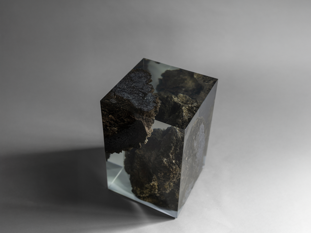 alcarol LAVA Stool_ Side Table 1 (2)